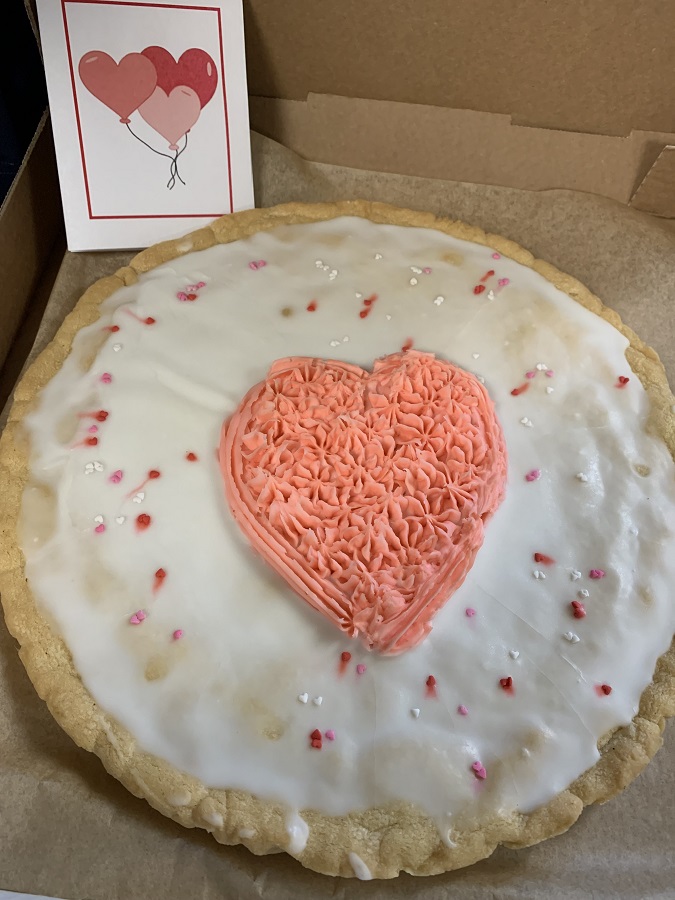 Valentine's Day 14-inch cookie with icing heart
