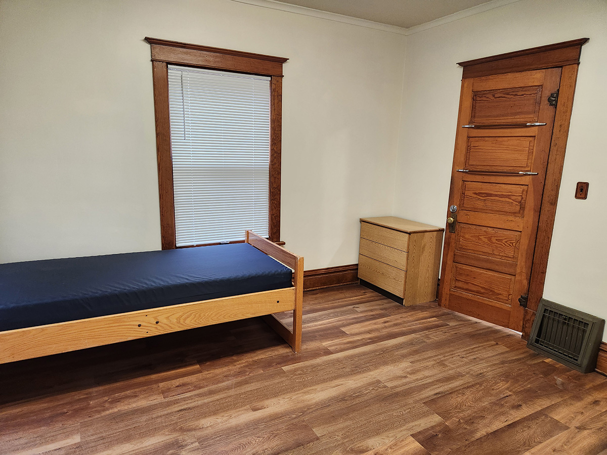Campbell House bedroom