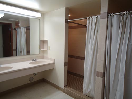 Arbaugh-Naeseth bathroom 2