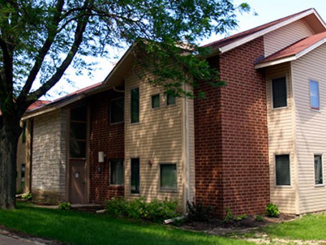 naeseth townhouses