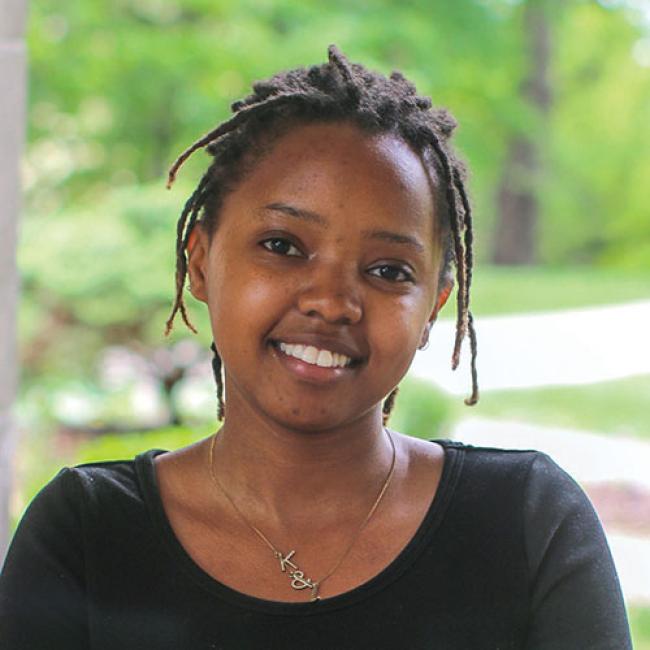 Kayla Kuria ’29